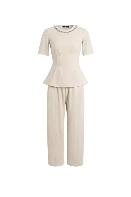 Conjunto beige elegante blusa y pantalón