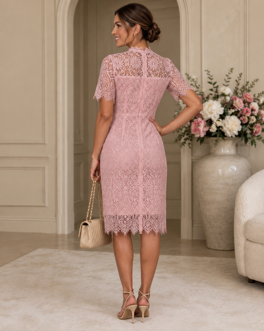 Vestido de Encaje Rosa Romántico