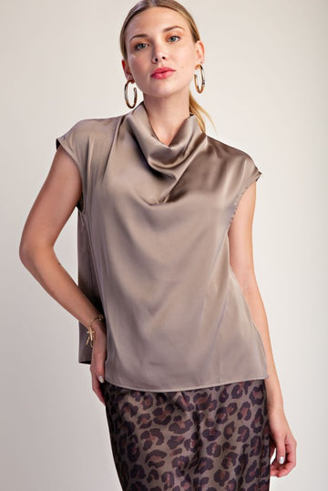 Blusa Satinada Elegante Taupe