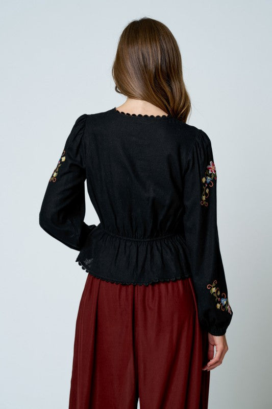 Blusa Boho Bordado Floral Negra